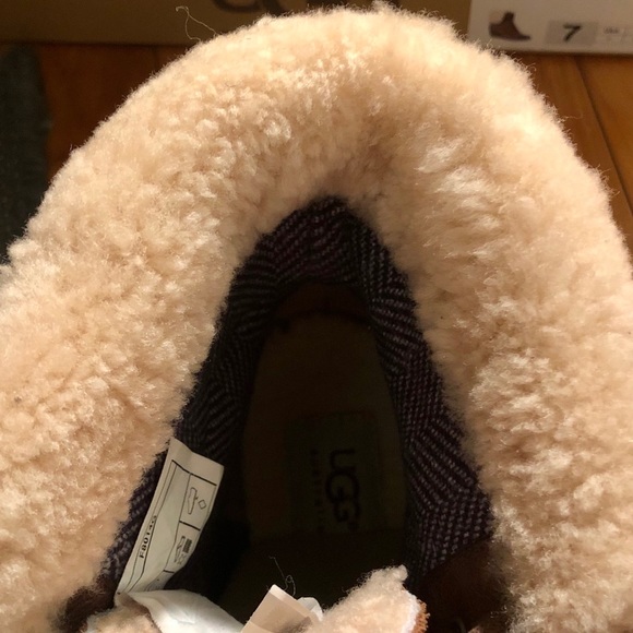 UGG Zea Waterproof Lined Wedge Shearling Boot 7 - Picture 6 of 10